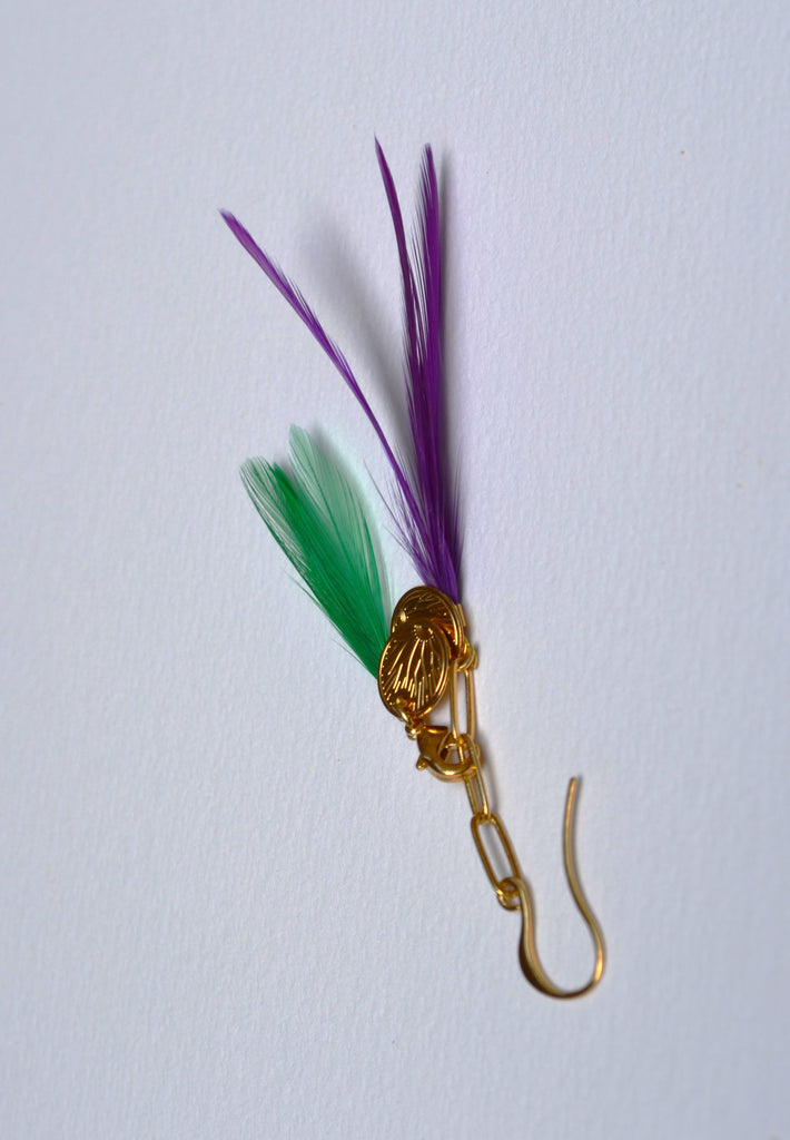 Boucles d'oreilles plumes de coq violet