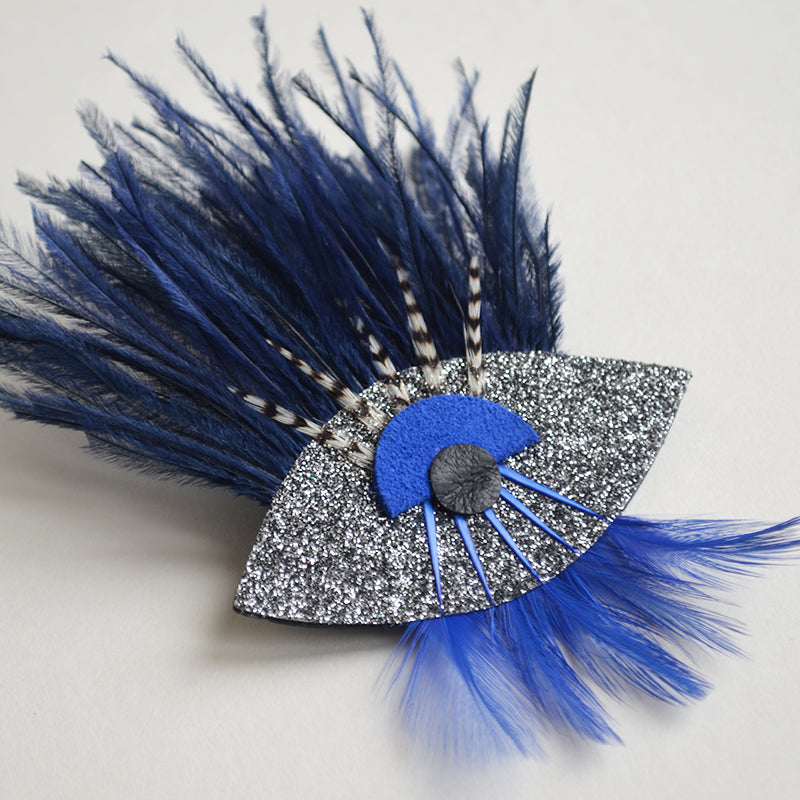 broche plumes oeil bleu lady amherst