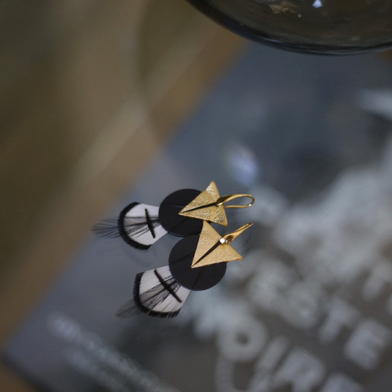 Boucles d'oreilles plumes oie amma or