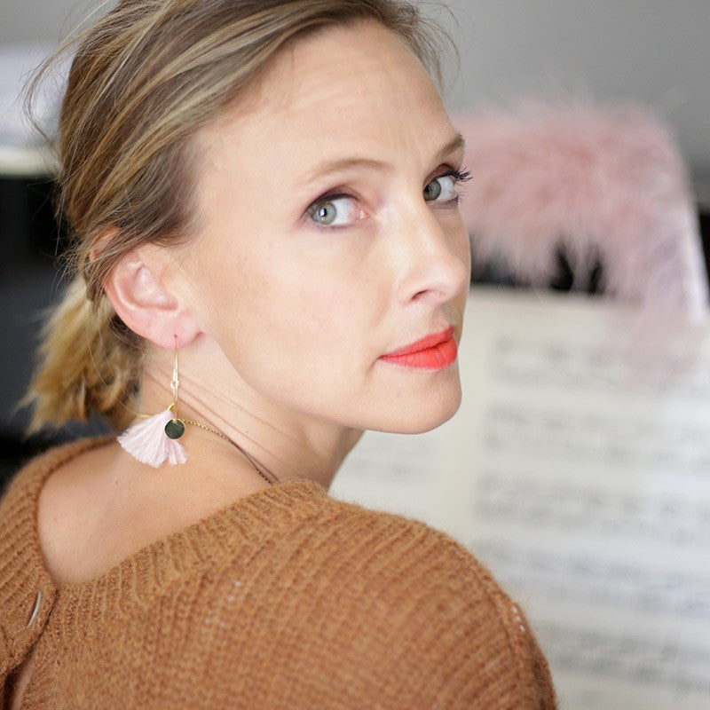 Boucles d'oreilles plumes autruche créoles sweet rose