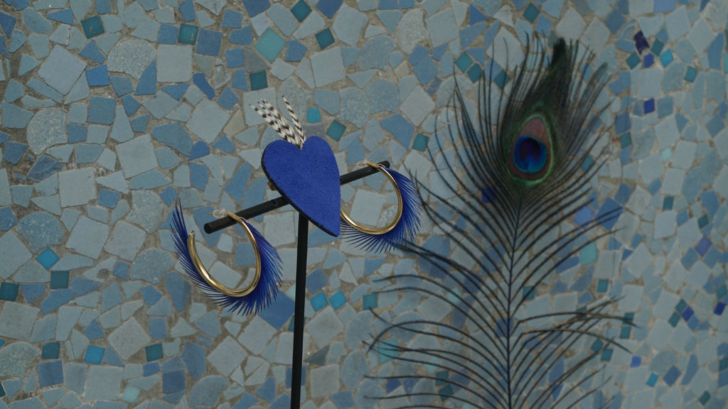 Boucles d'oreilles plumes oie iroquoise bleu