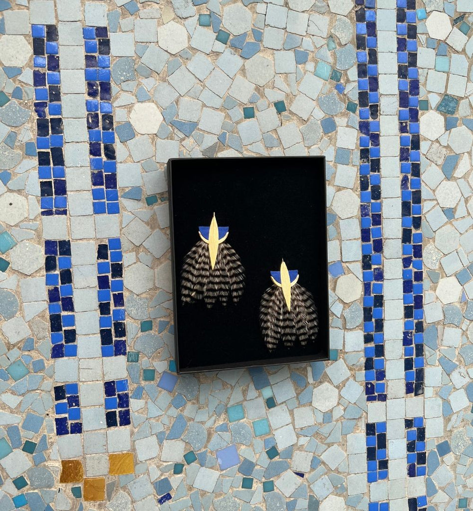 Boucles d'oreilles plumes coq lyre bleu