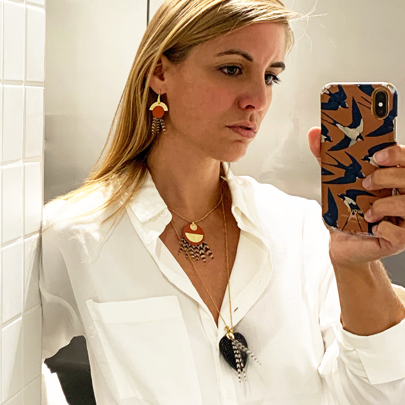 Boucles d'oreilles plumes coq naïades terracotta